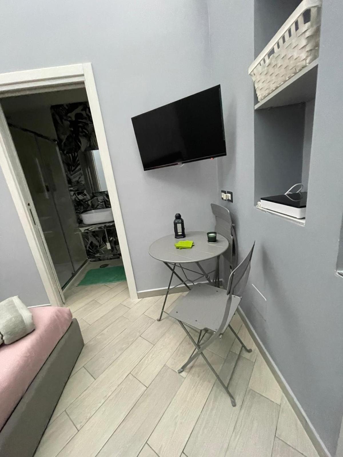 Hotel House Limatola à Naples Extérieur photo